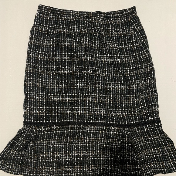 Tweeted skirt - Picture 2 of 3